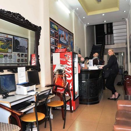 Kangaroo Hostel Hanoi Buitenkant foto
