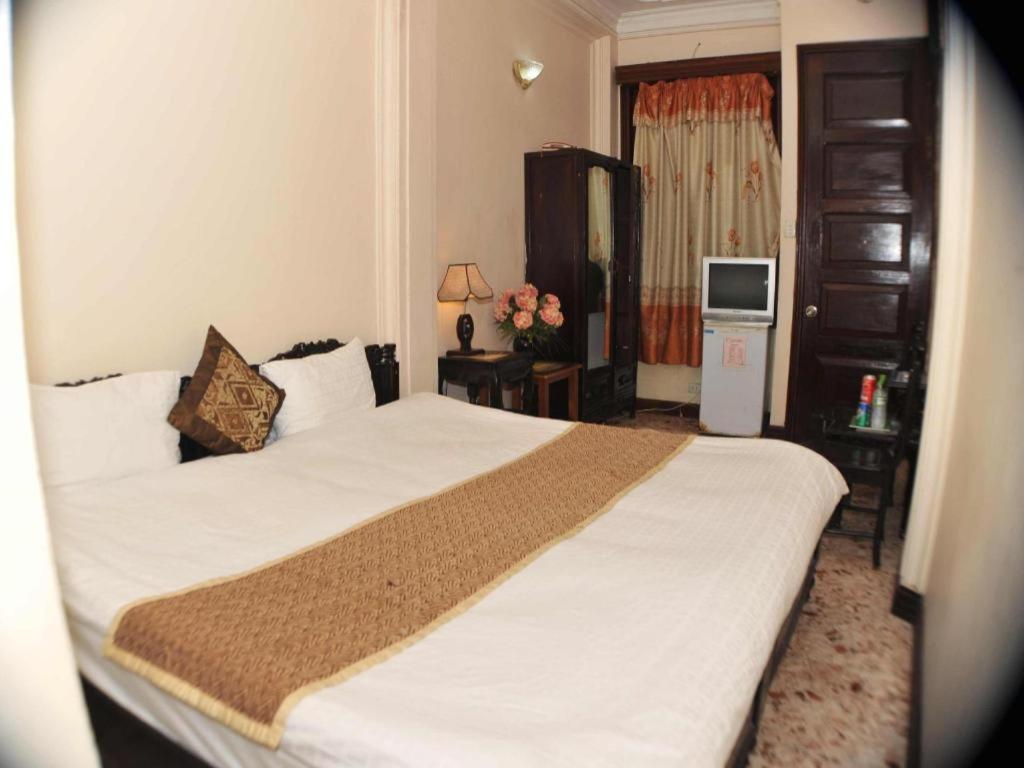 Kangaroo Hostel Hanoi Buitenkant foto